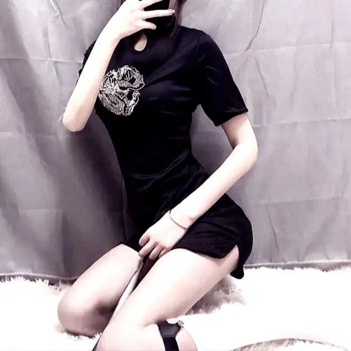 性感女勇士